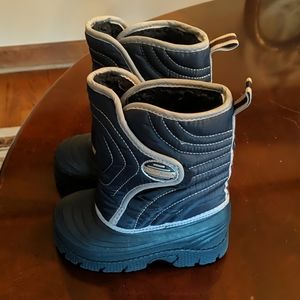 Stride Rite Flurry toddler snow boots
